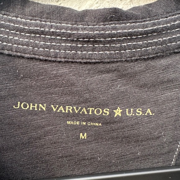 John Varvatos USA Black Short Sleeve Embroidered Peace Sign Polo Shirt Mens M - Picture 4 of 5